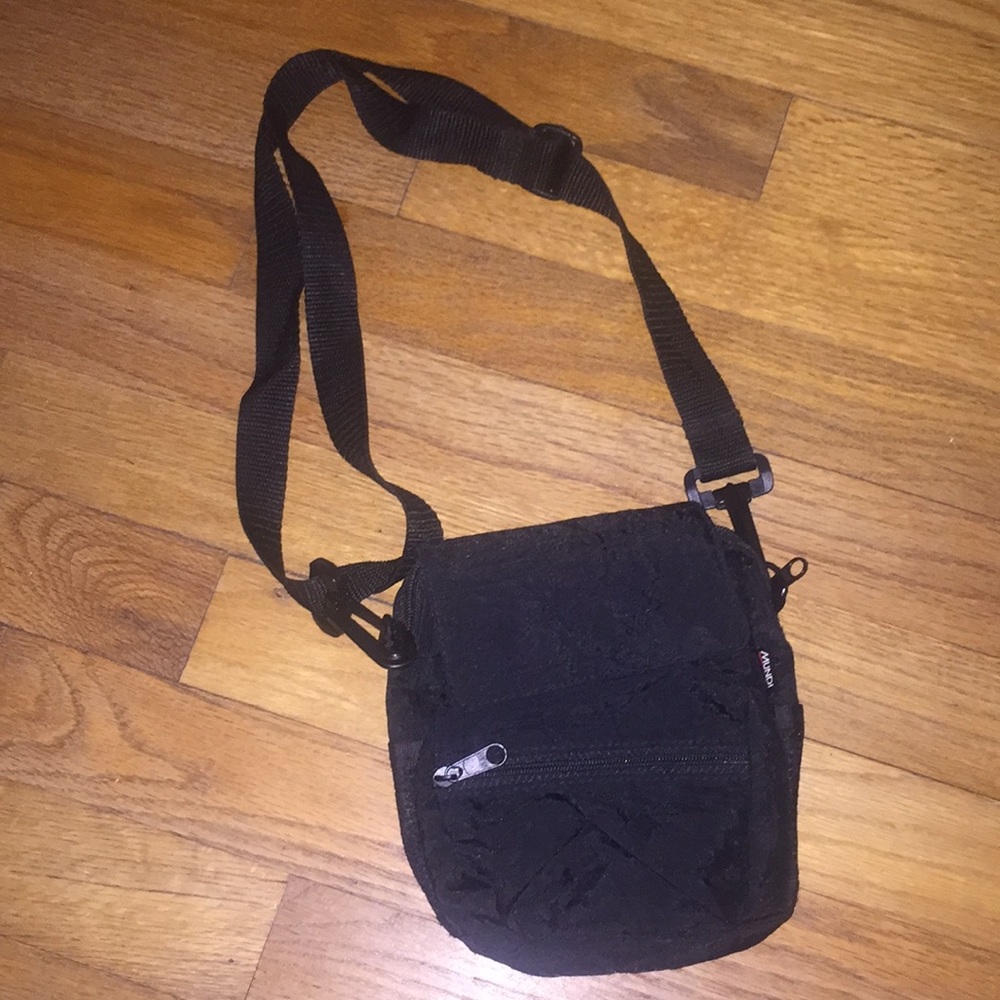 Small travel pouch